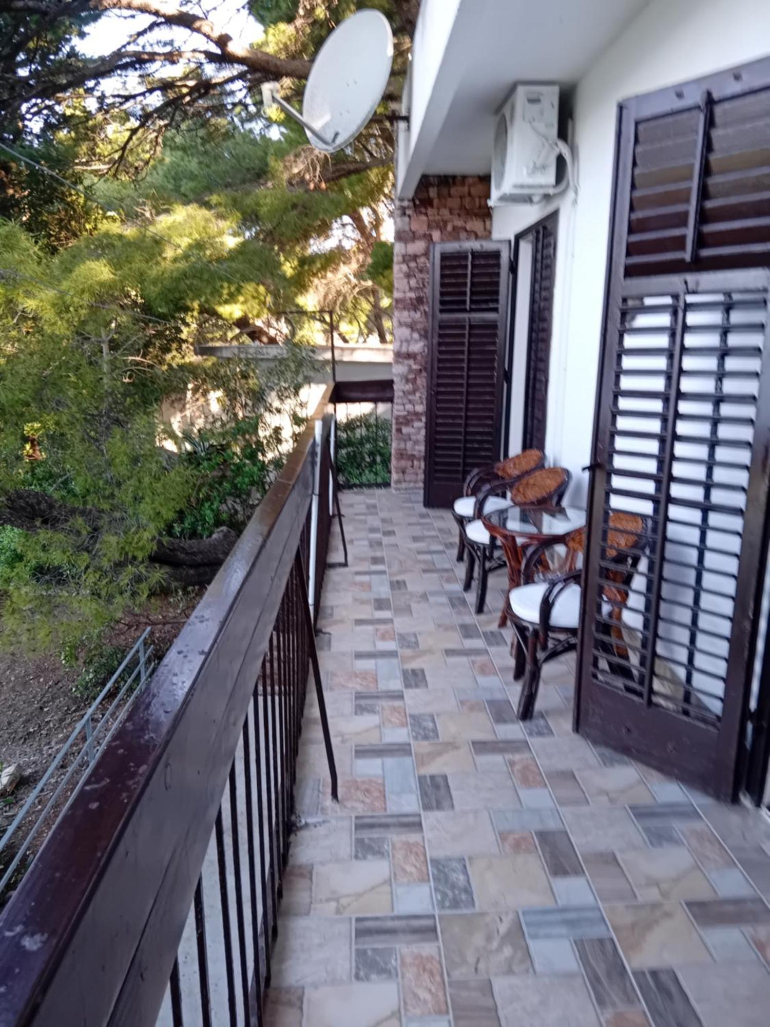 Apartment Botanicheskiy Sad Sutomore Ngoại thất bức ảnh