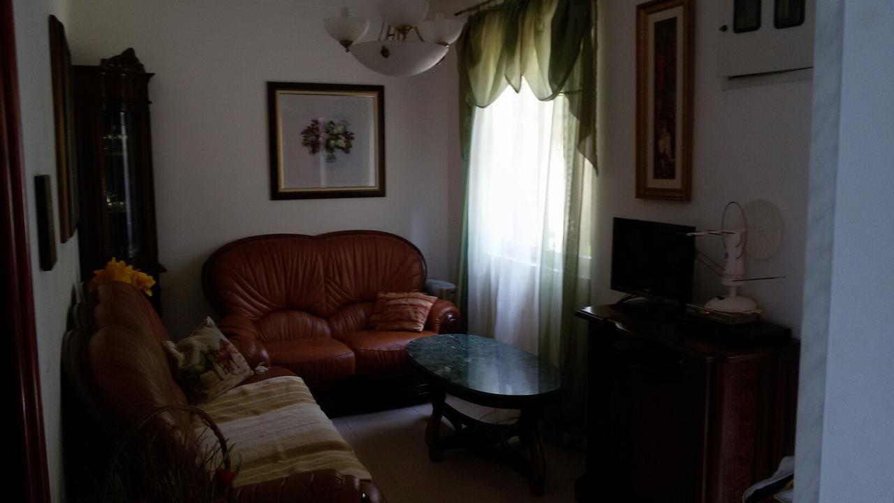 Apartment Botanicheskiy Sad Sutomore Ngoại thất bức ảnh